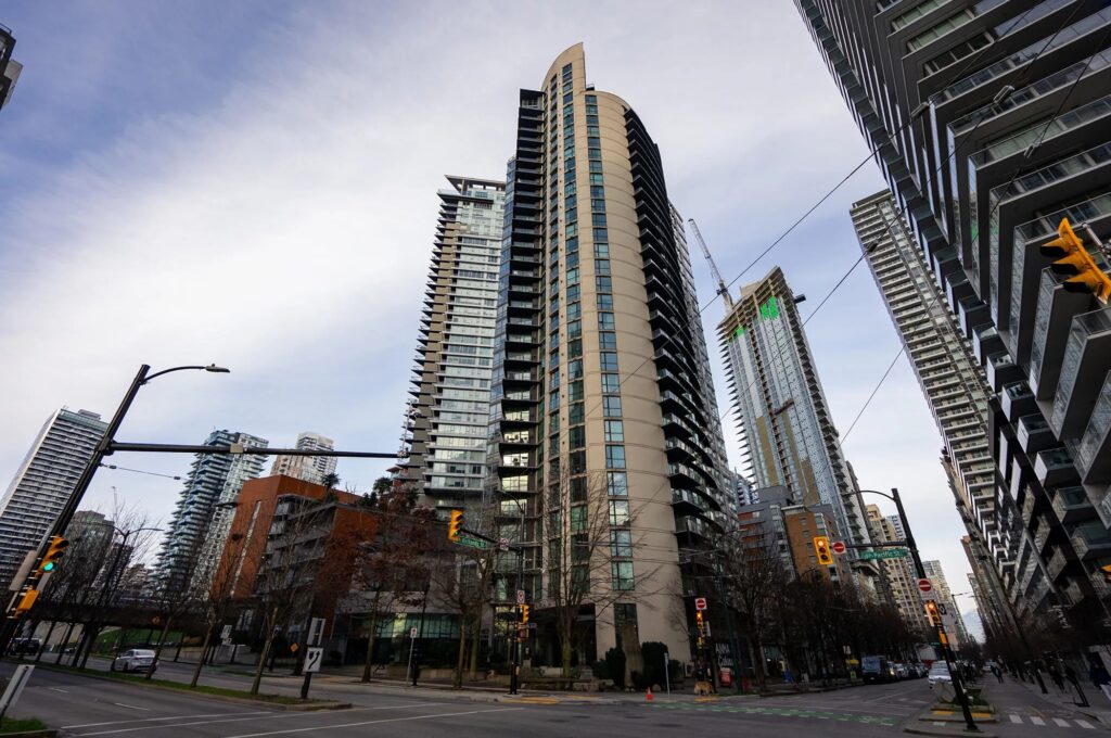 #2610 – 501 Pacific Street